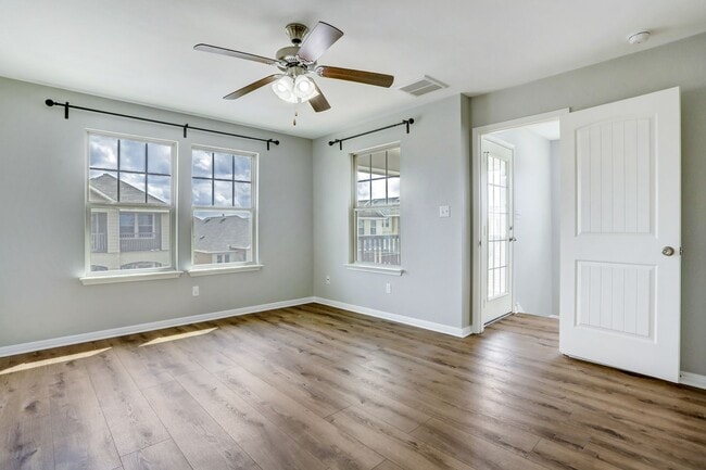 Building Photo - 4616 Esper Ln