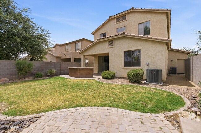 Building Photo - 4157 E Santa Fe Ln