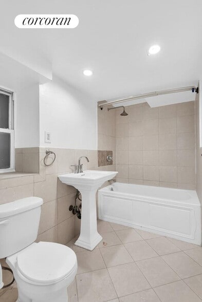 Building Photo - 524 W 123rd St