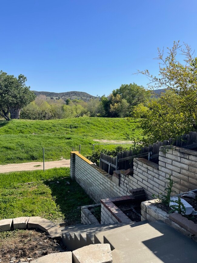 Building Photo - 9119 Inverness Rd