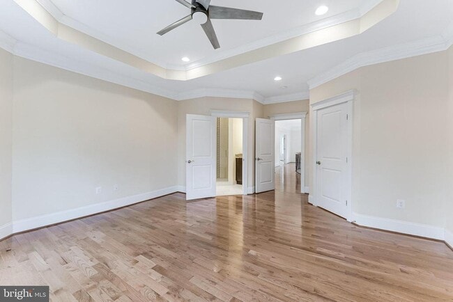 Building Photo - 829 Golden Arrow St