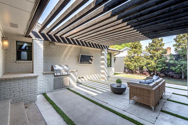 Building Photo - 5948 Melshire Dr