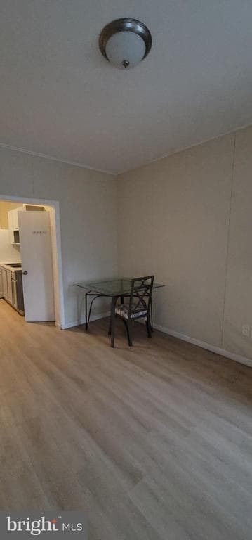 Building Photo - 939 W Pine St