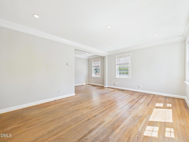 Building Photo - 2912 Oberlin Rd