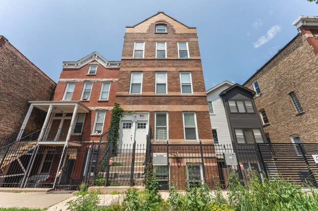 Primary Photo - 2652 W 21st St