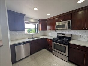 Building Photo - 1852 W 145th St