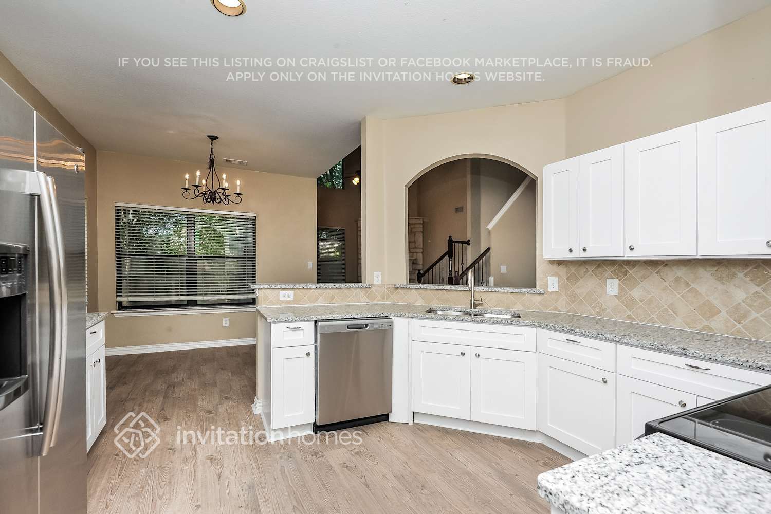 Building Photo - 2942 Greenway Dr