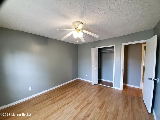 Building Photo - 9211 N Pirogue Ct
