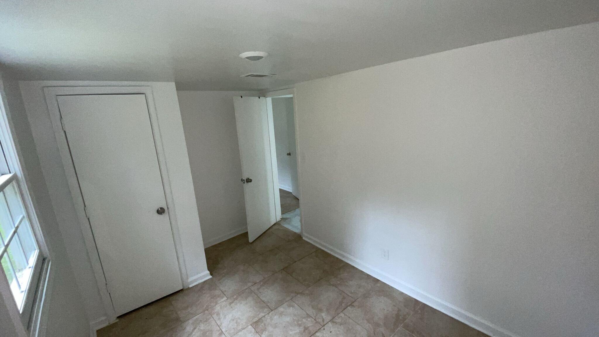 Building Photo - 1750 Kristi Dr