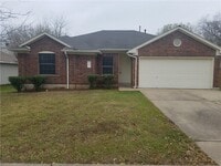 Building Photo - 1609 Honeysuckle Ln
