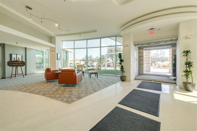 Building Photo - 5900 Mosteller Dr