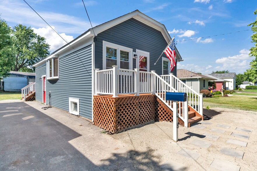 Building Photo - 168 Wheeler St