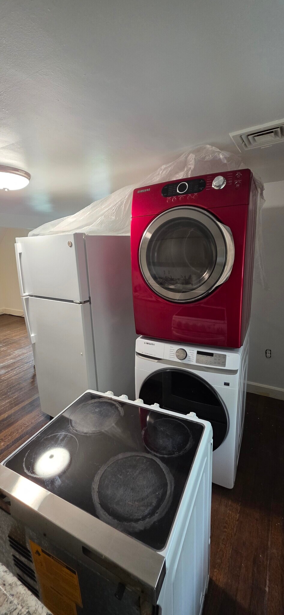 Building Photo - 75 Padanaram Rd