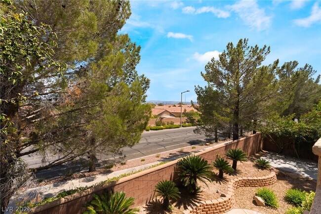 Building Photo - 224 Uccello Dr