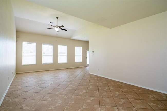 Building Photo - 13546 Smith Lake Ln