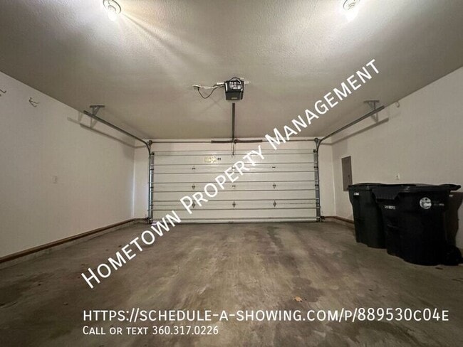 Building Photo - 3414 22nd Way NE