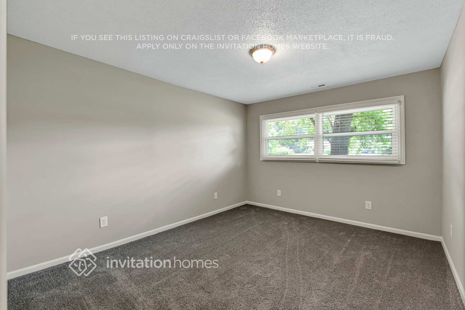 Building Photo - 2221 Gemway Dr