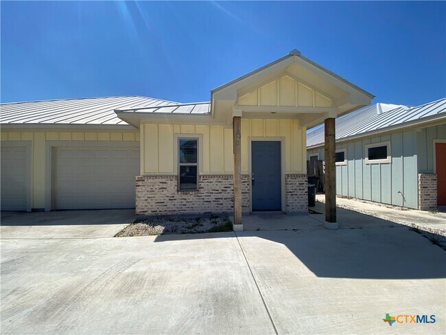 Building Photo - 1020 Mellow Breeze