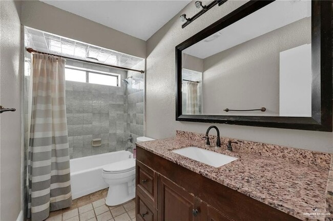 Building Photo - 9812 Las-Palmas Dr
