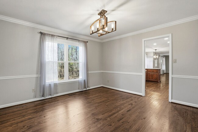 Building Photo - JUST REDUCED- BEAUTIFUL AND SPACIOUS HOME IN DESIRABLE APEX