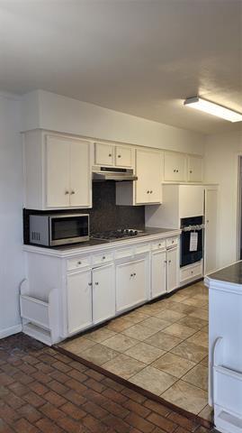 Building Photo - 7621 Dentcrest Dr