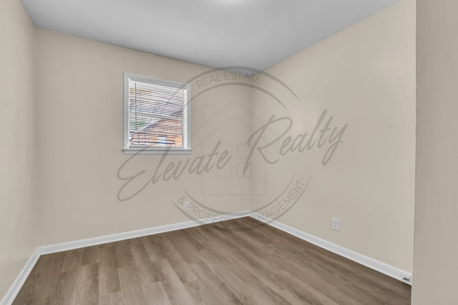 Building Photo - Spring Special: Cozy 1 Bed / 1 Bath Near Tennessee Tech – Pet Friendly!