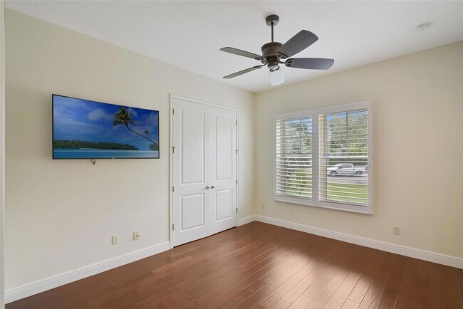 Building Photo - 5800 Marleon Dr
