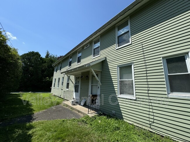 Building Photo - 46 Old Amherst Rd