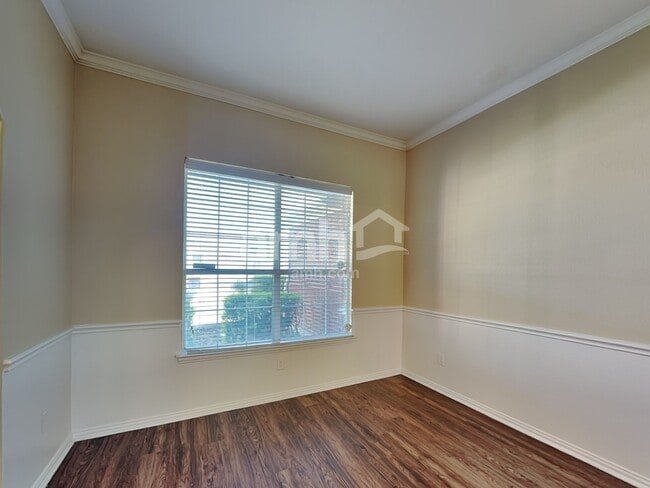 Building Photo - 3637 Caroline Ct