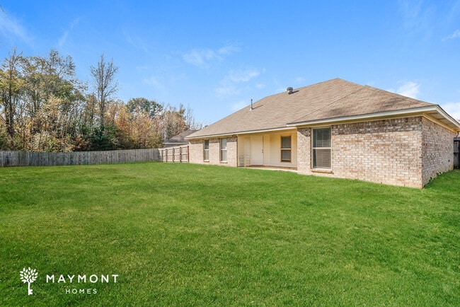 Building Photo - 116 Bankside Dr