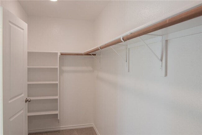 Building Photo - 6117 Eldora Dr