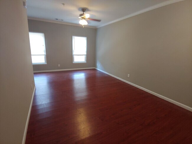 Building Photo - Best in Forest Park.  2016 Construction!!