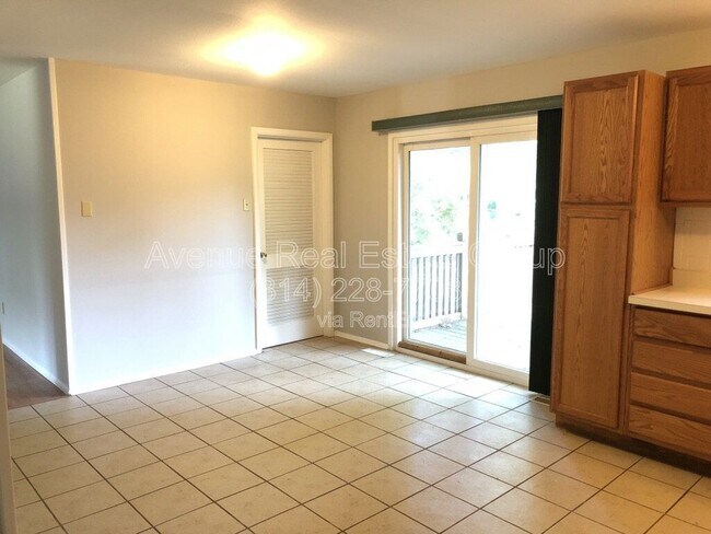 Building Photo - 302 Brightsand Ct