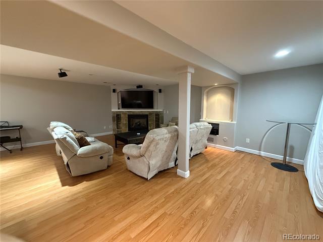 Building Photo - 11824 Prairieville Ct