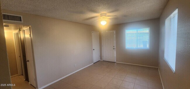 Building Photo - 8322 N 60th Ave