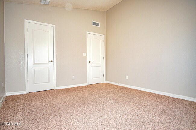 Building Photo - 12712 Tierra Karla Dr