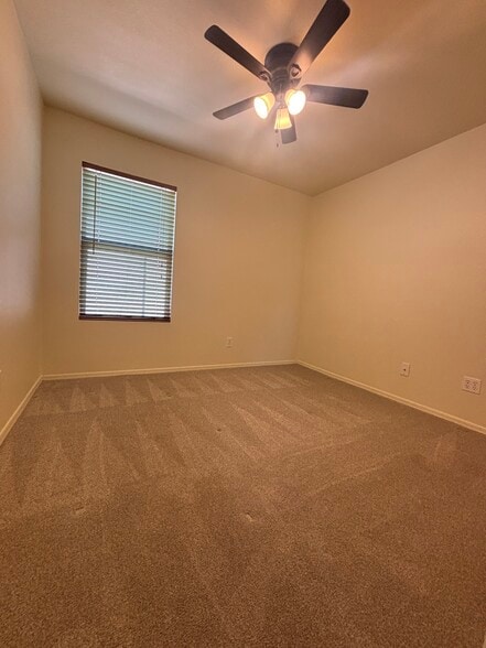 Building Photo - 14973 N Clydesdale Dr