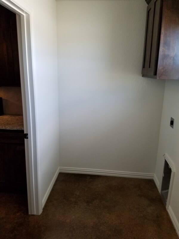 Building Photo - 127 Crossfire Ct