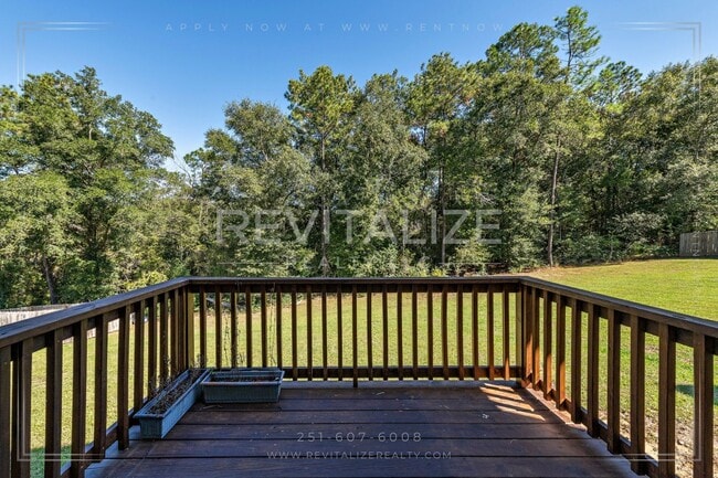 Building Photo - Stunning 2-Story House in Spanish Fort!