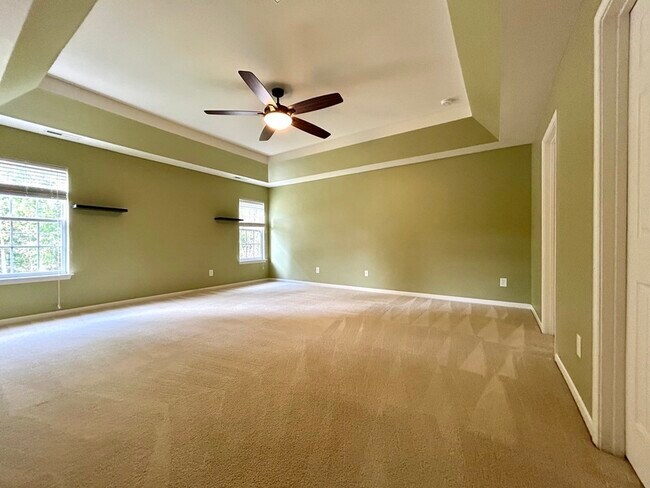 Building Photo - 5915 Parkstone Drive