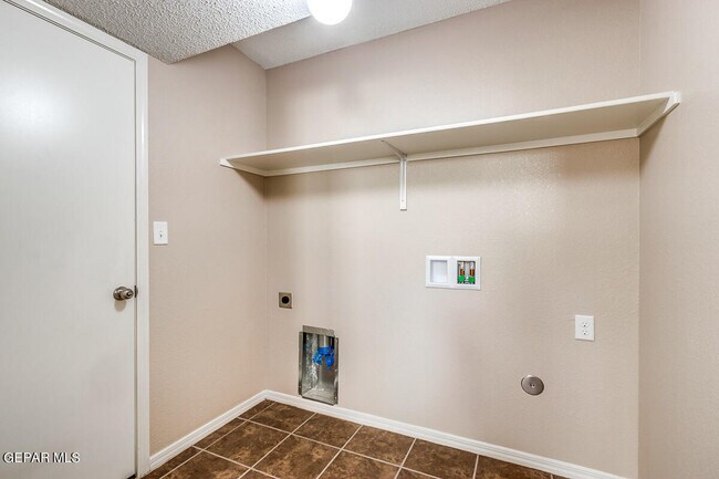 Building Photo - 2628 Michael Chang Pl