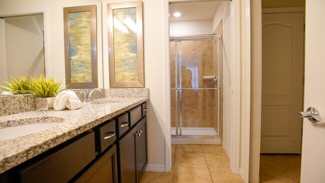 Building Photo - 4667 Terrasonesta Dr
