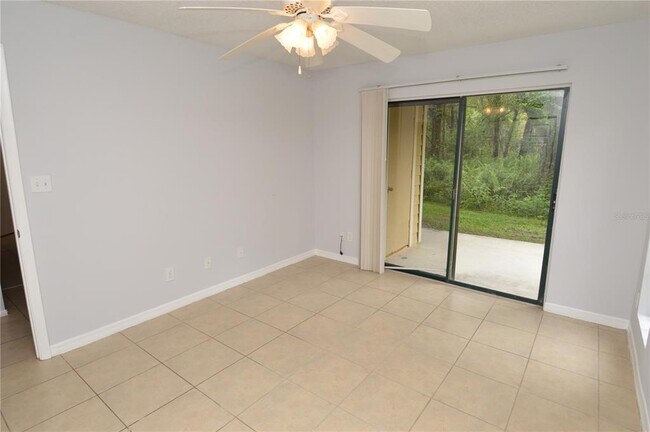 Building Photo - 8630 Mallard Reserve Dr
