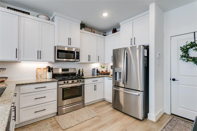 Building Photo - 7605 Reis Ln