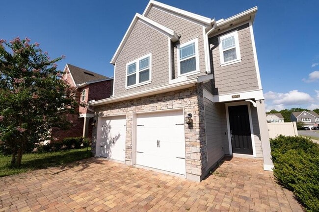 Building Photo - 2670 Fawn Point Dr