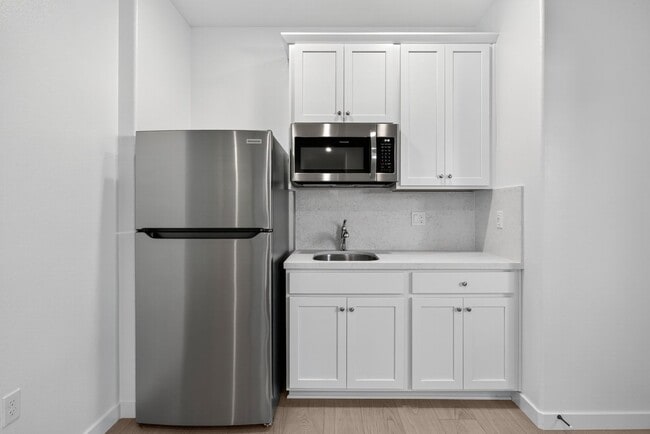 Building Photo - Brand New 4br Home - Waterways at Westlake