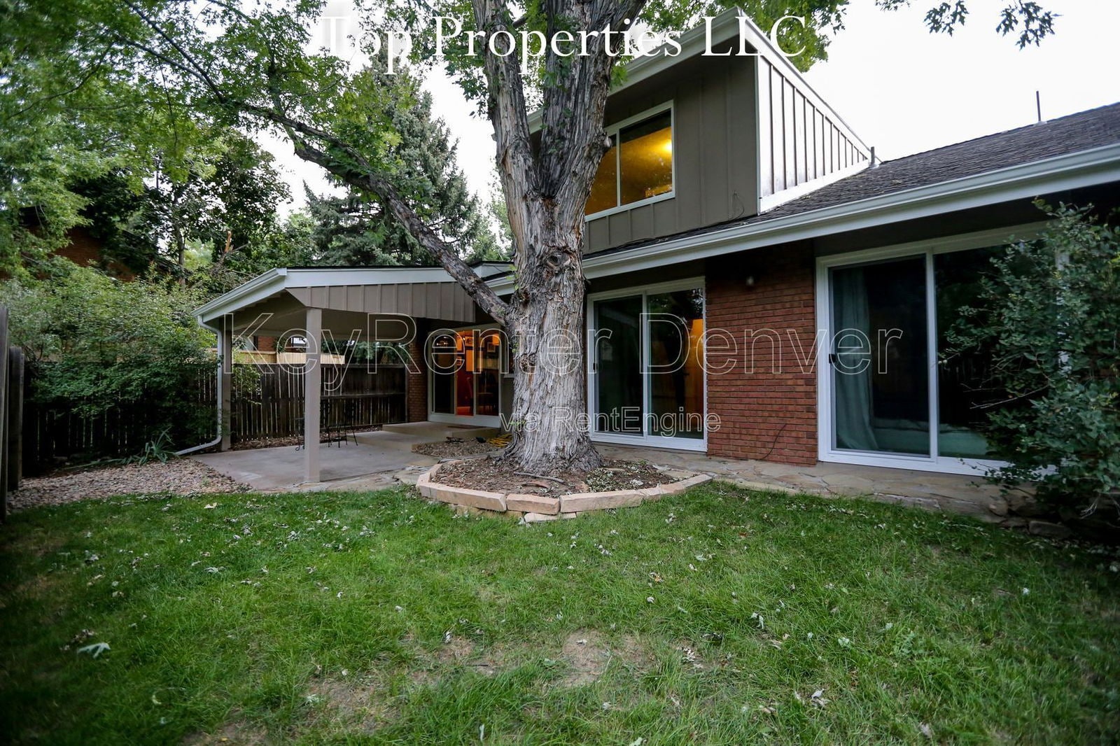 Building Photo - 2894 S Oakland Cir E