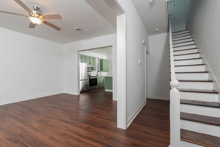 Building Photo - 1218 N 27th St