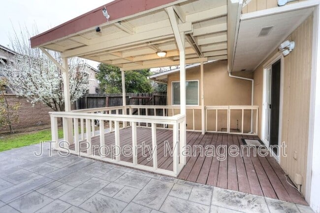 Building Photo - 2000 Belcot Rd