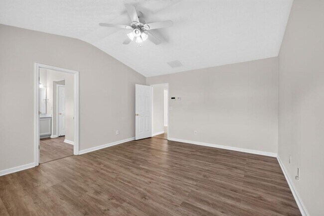 Building Photo - 4379 Annlette Dr NW